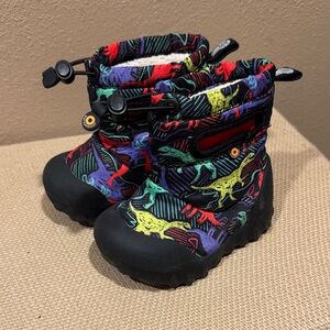 Bogs Kids Black Multicolor Dinosaur Snow Boots